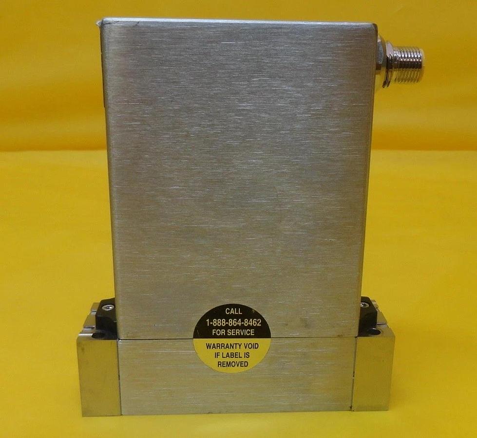 Used Unit Instruments UFC-8565 Mass Flow Controller MFC 10L N2 8560 Used Working