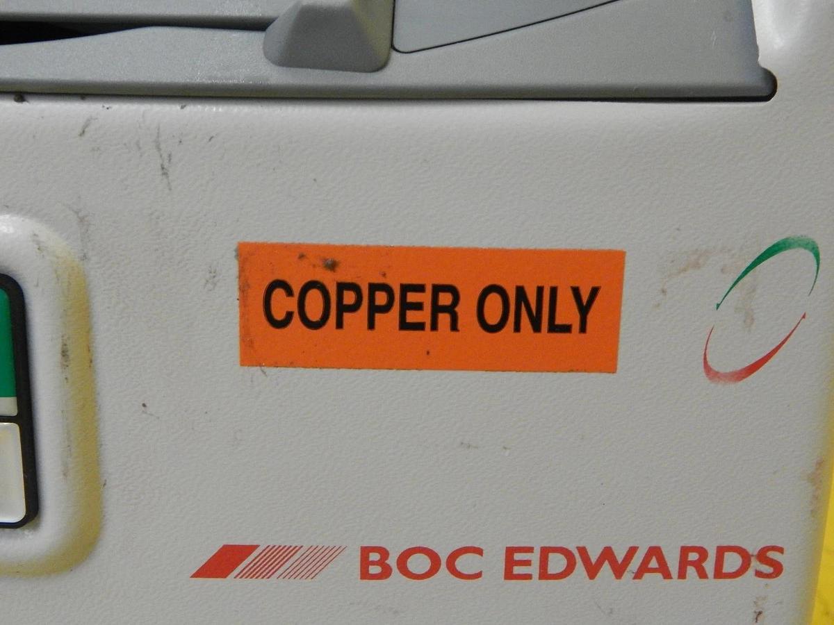 Used iL70N Edwards A533-55-945 Dry Vacuum Pump 50305 Hours Copper Cu Tested Working