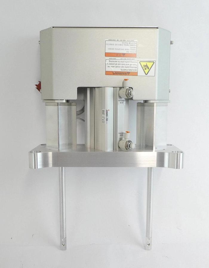Used SMC NCDQ2B50-75DC Slit Valve Door Assembly AMAT 0040-54690 Working