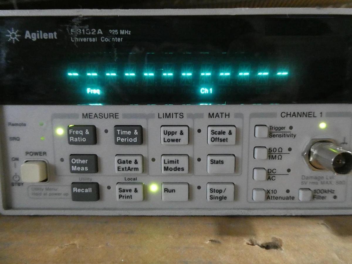 Used Agilent Technologies 53132A 225 MHz Universal Counter Spare Surplus