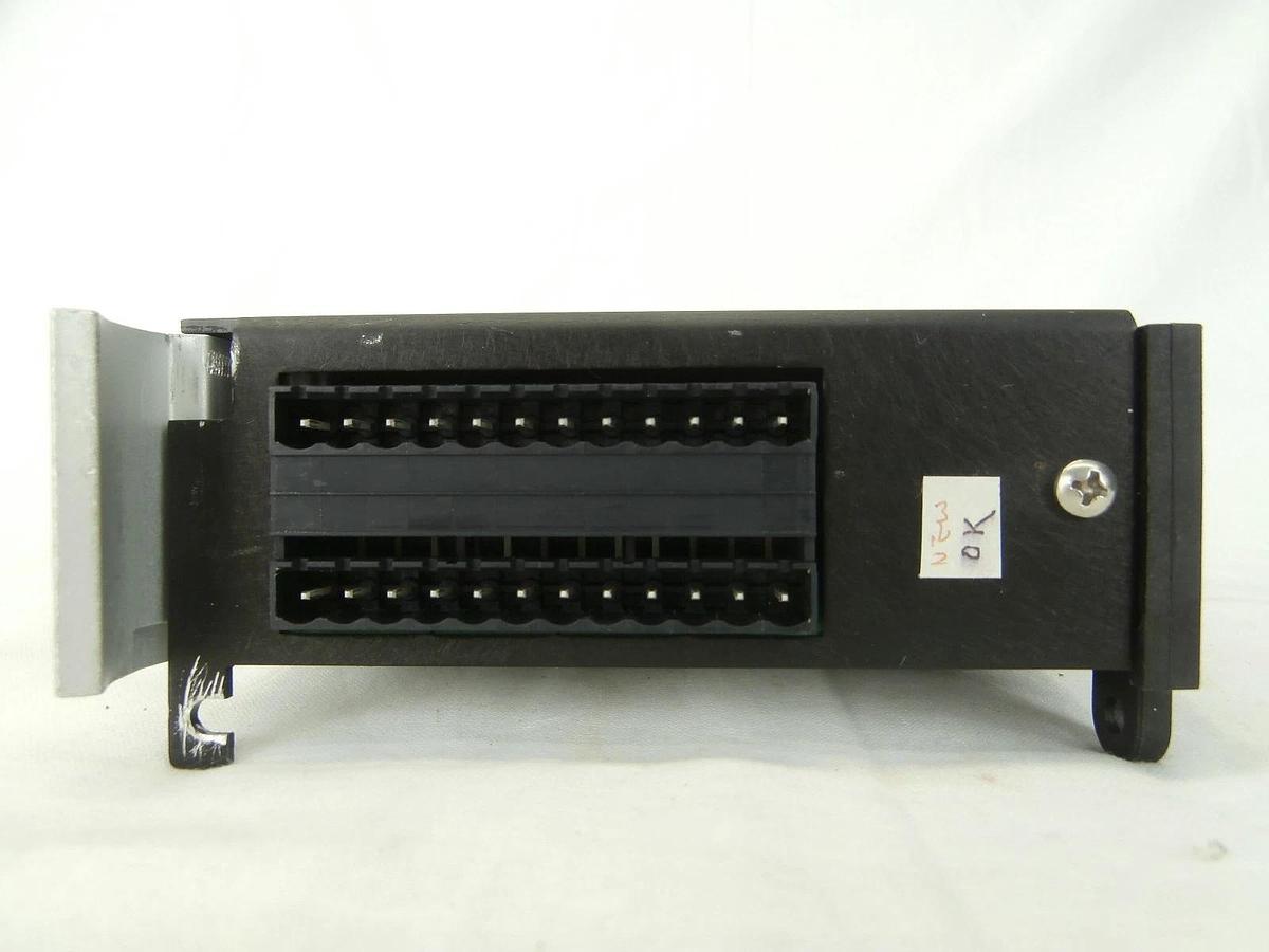 Used Intelligent Instrumentation EDAS-2005M-1 PLC Analog Output Unit EDAS Used