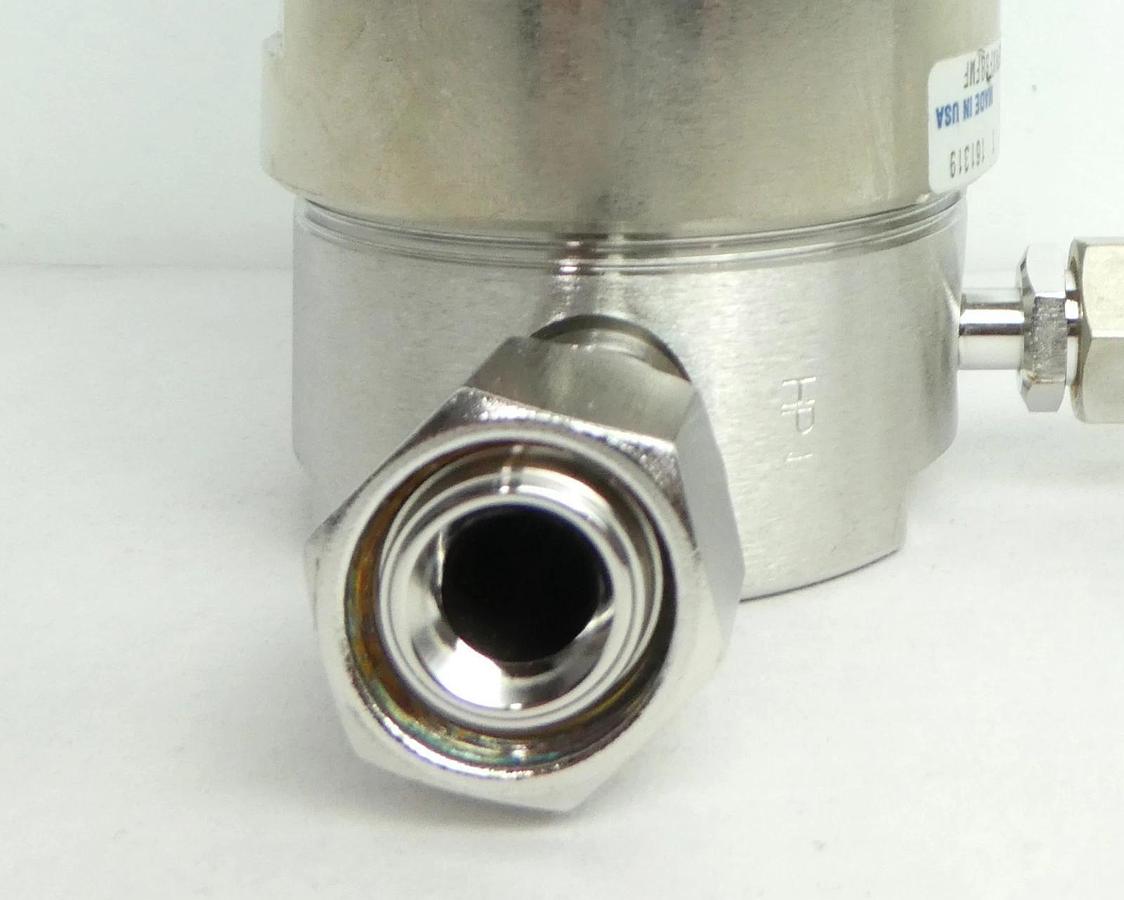 Used Parker 45200931EV Regulator Valve w/ Gauge SQ420E100W3PVXFS8FMF Used Working