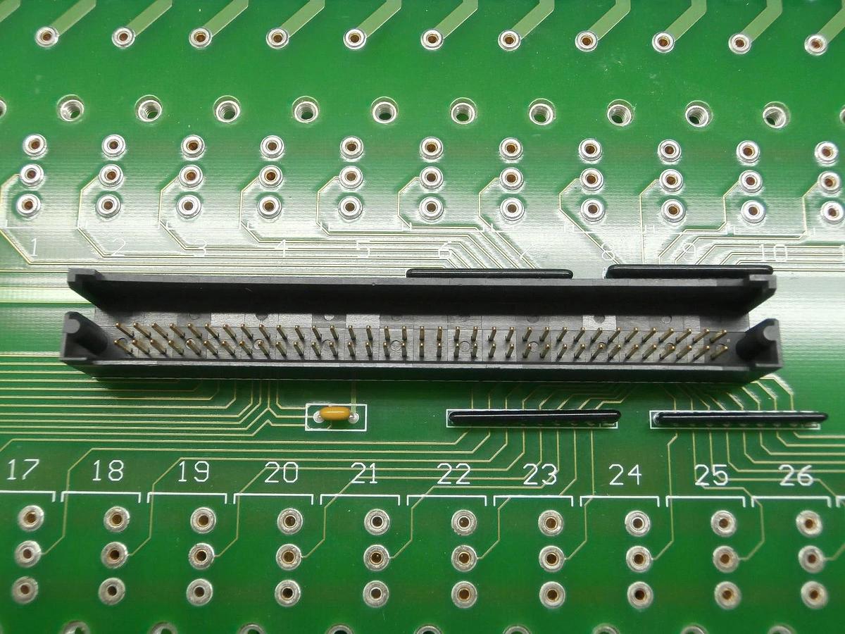 Used Opto 22 G4PB32H 32-Channel Field Control I/O Module Rack Chassis PCB New