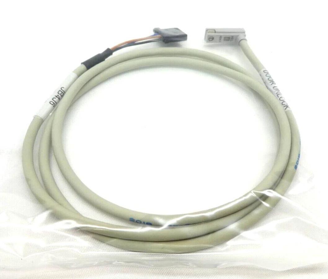TEL Tokyo Electron 2V86-000603-11 WT Door Sensor Assembly New Surplus