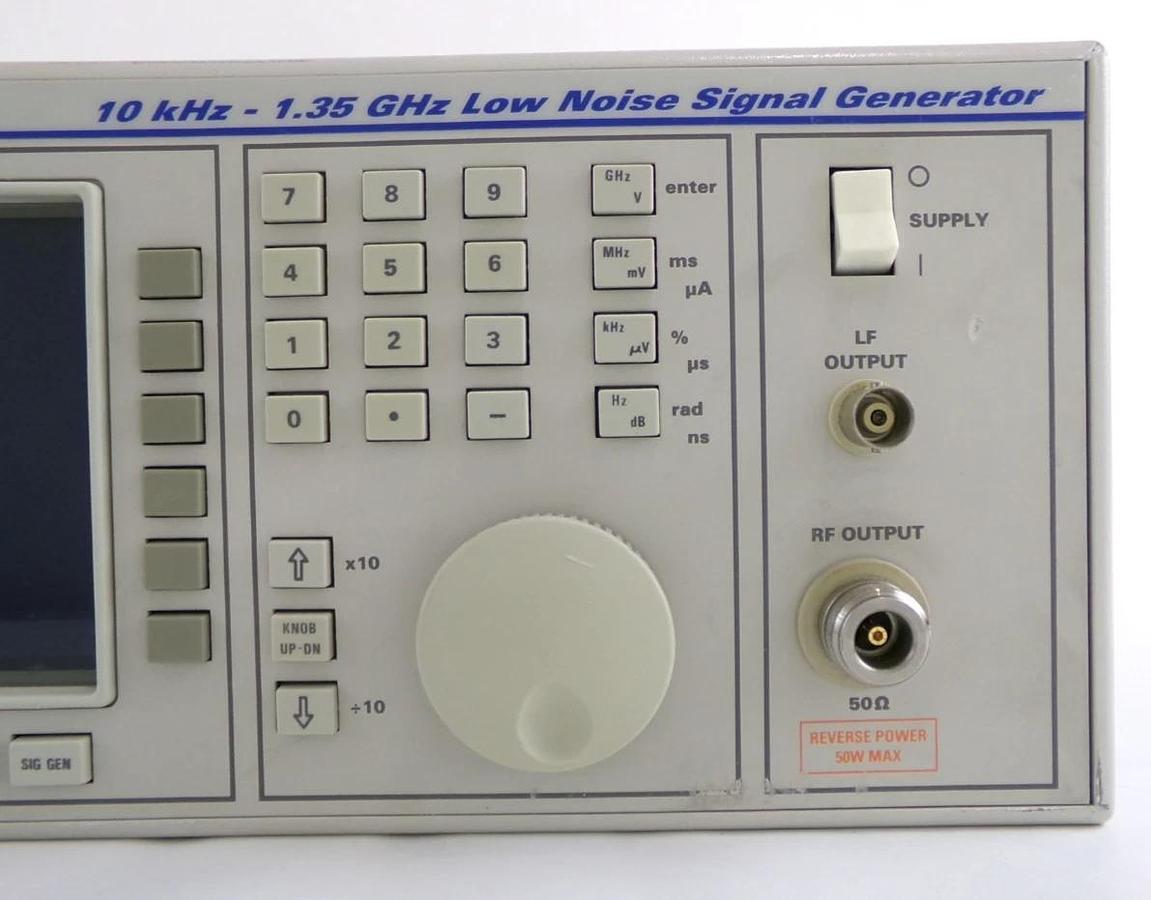 Used IFR 2040 10khz-1.35Ghz Low Noise Signal Generator 9.15 Error 27 Dented As-Is