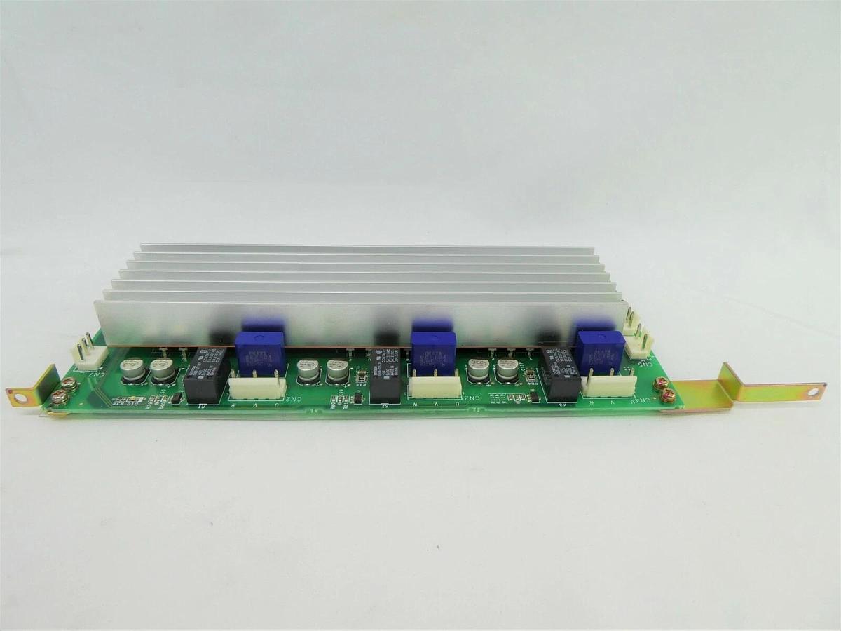 Used Yaskawa Electric SGDR-SDCCA02 Robot Controller PCB Card F352768-1 Nikon Working