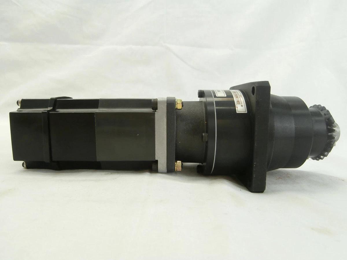 Used Mitsubishi HC-PQ23BG2K AC Servo Motor BK2-09B-02MEKAK1 Shinko VHT5-1-1 OHV Used