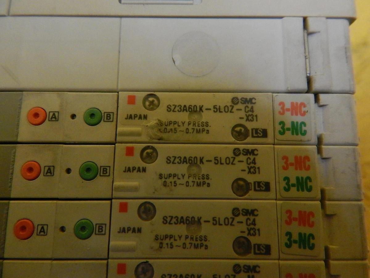 Used SMC 3D80-000054-V1 4-Port Pneumatic Manifold Lot of 3 SZ3A60K-5LOZ-C4-X31 Used
