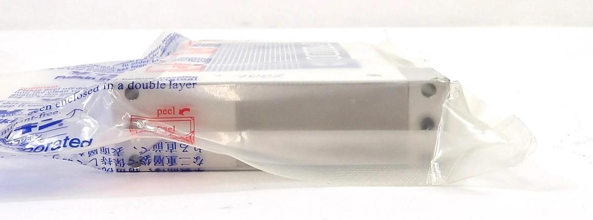 Used Fujikin FCSP7102D-4CW2-F50 Flow Control System P7000D MFC New Surplus