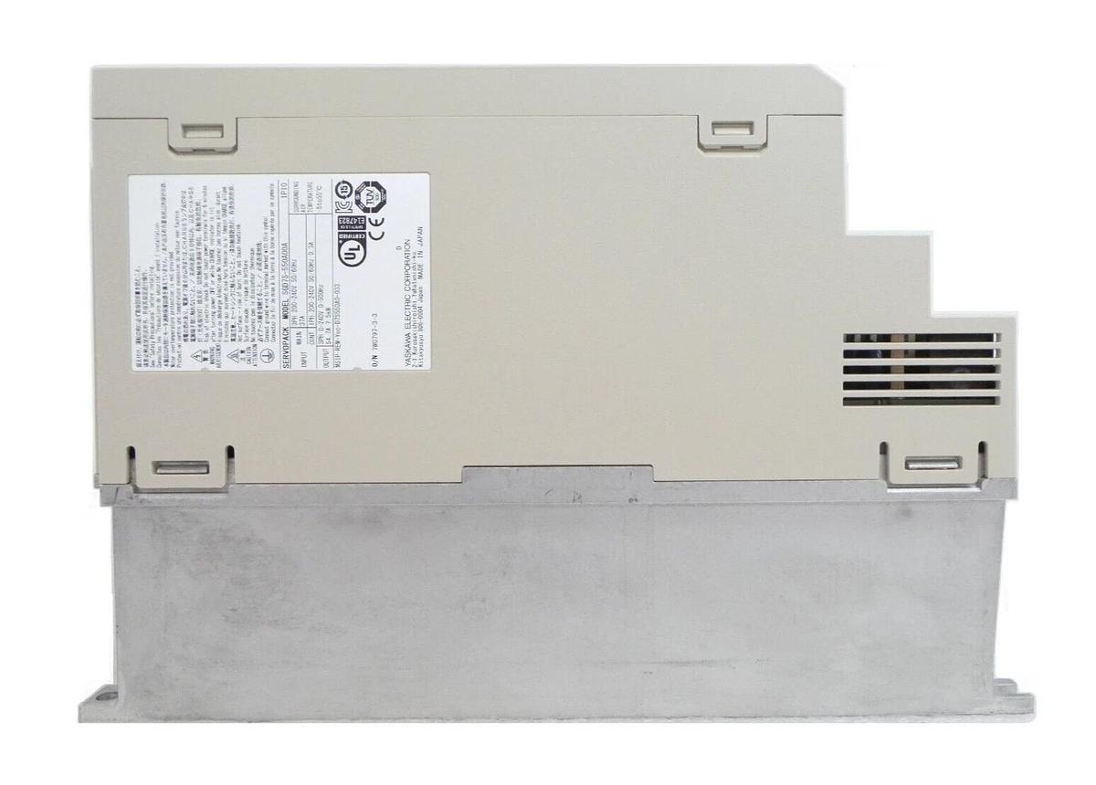 Used Yaskawa Electric SGD7S-550A00A Servo Drive Sigma-7 SERVOPACK AMAT Working Spare