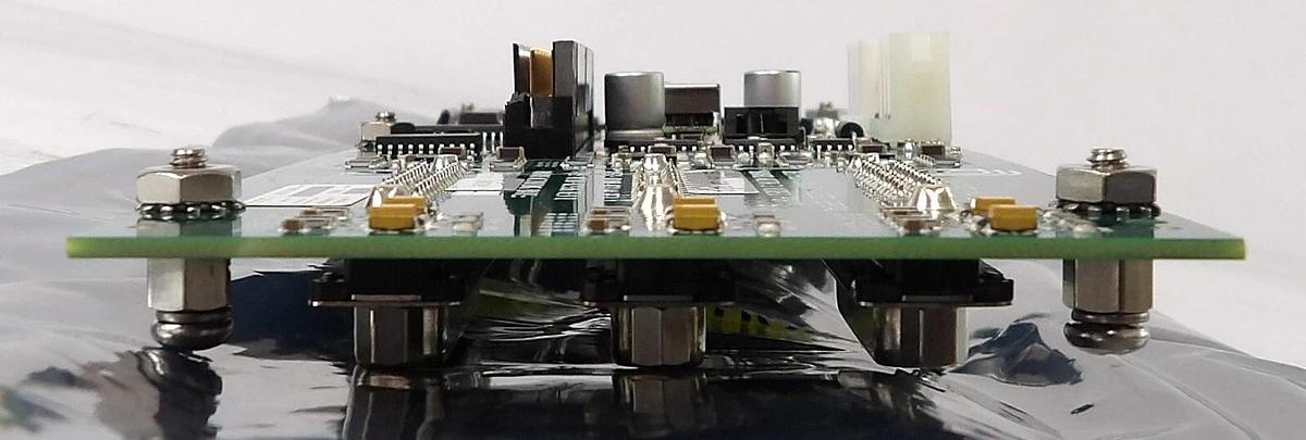 Used AMAT Applied Materials 0195-12261 Delphin Endura Video PCB Broken Tab Working