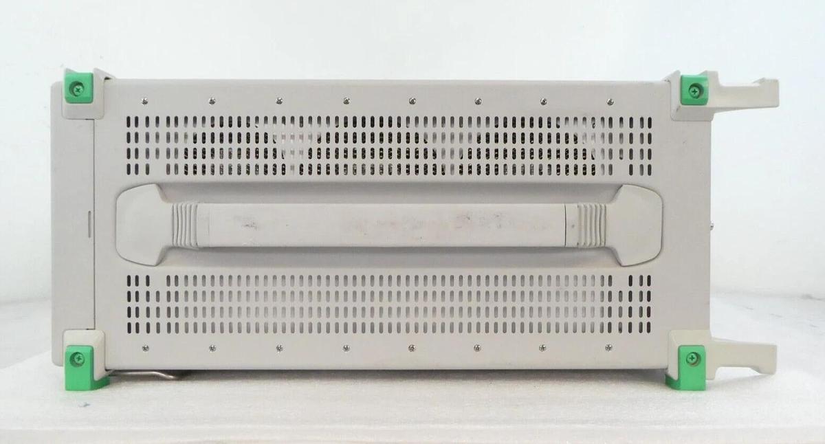 Used Anritsu MT8820A Radio Communication Analyzer 30MHz-2.7GHz Bent Connectors Spare