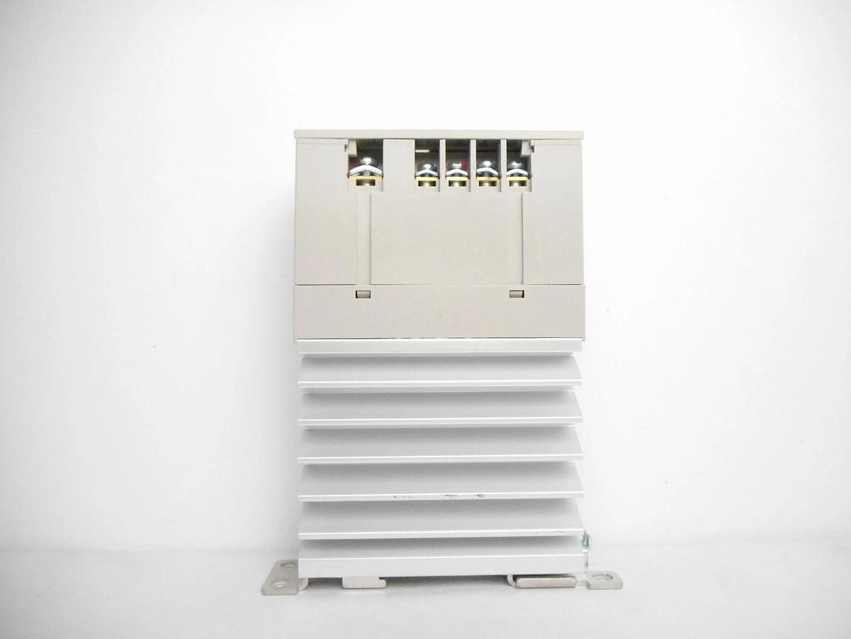 Used Omron G3PC-220B-VD Solid State Relay Reseller Lot of 8 Used Working