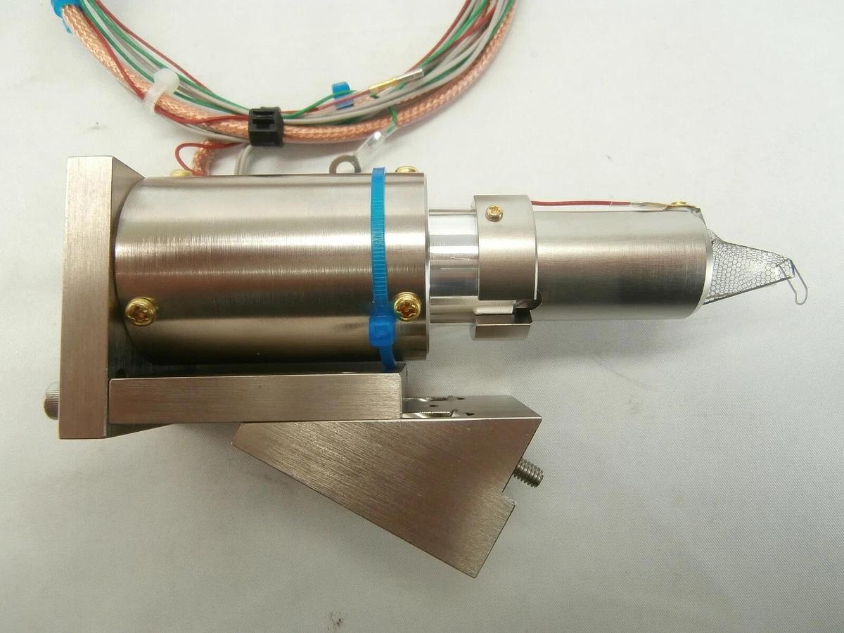 Used JEOL Secondary Electron Detector JWS-2000 Wafer Defect Review SEM Working