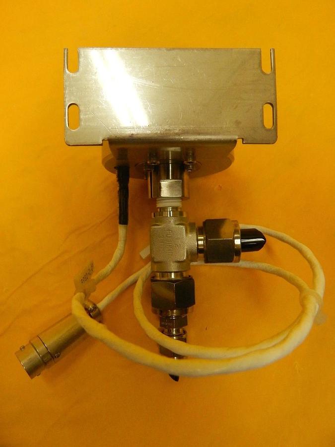 Used Setra 204100-50-NK Pressure Transducer 204 0-700kPa PRG2-Z-CF Used Working