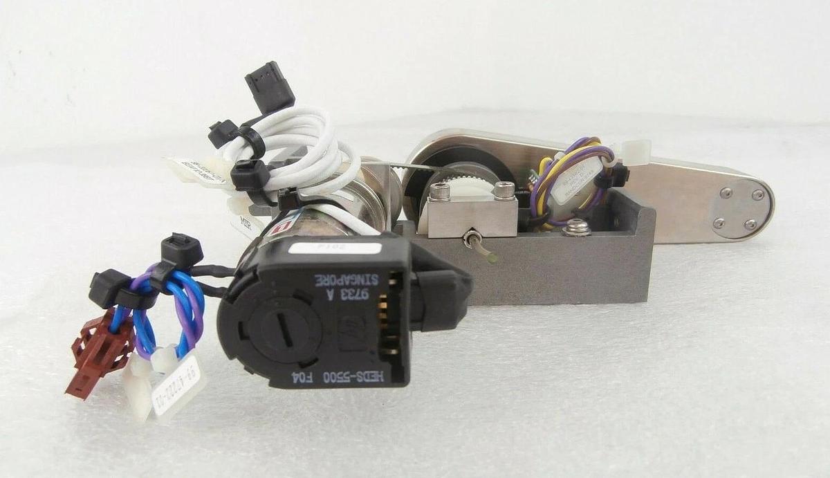 Used SVG Silicon Valley Group 99-38154-01 Wafer Shuttle Robot Arm No Effector Working