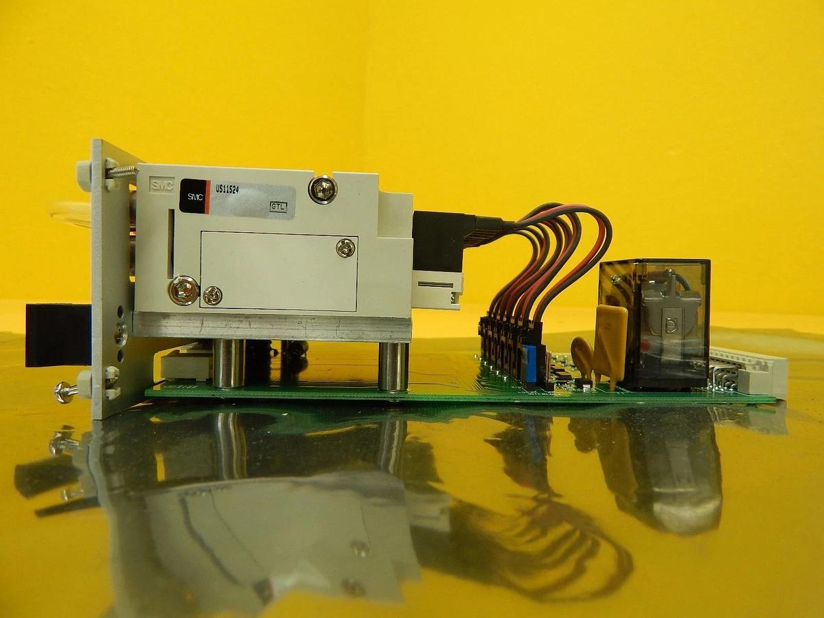 Used FEI Company 4035 272 14661 PIM Pneumatic Interface PCB Card US11524 CLM-3D Used