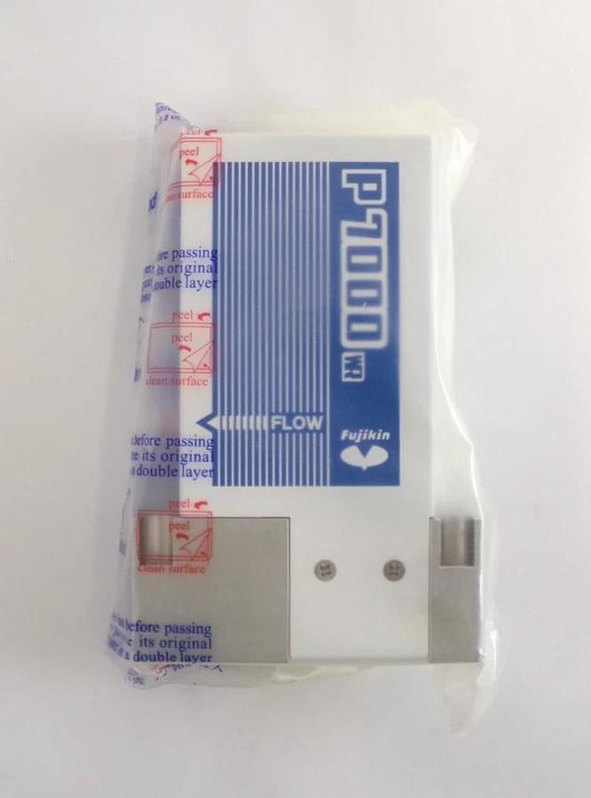 Fujikin FCSP7002W-4WS1-F400-A3 Flow Control System P7000 WR Lot of 2 New Surplus