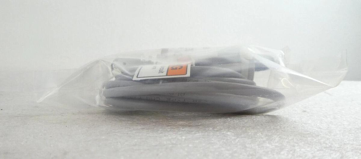 MKS Instruments 870B13PCB4GL1 Baratron Pressure Transducer Type 870B New Surplus