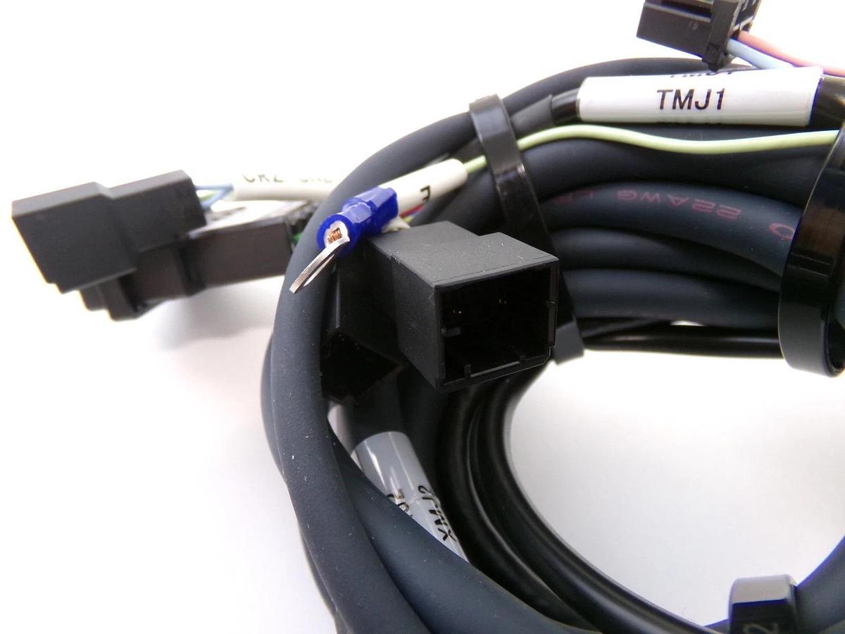 Used Yaskawa Electric SGM7D-02KFC-TE11 AC Servo Motor Working