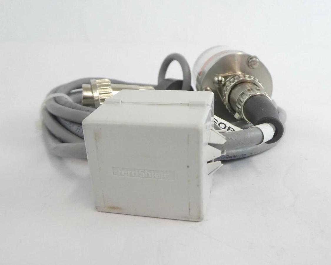Used Neutronics 5124BE-N1-WO Oxygen Analyzer with Sensor AMAT 0190-30076 Working
