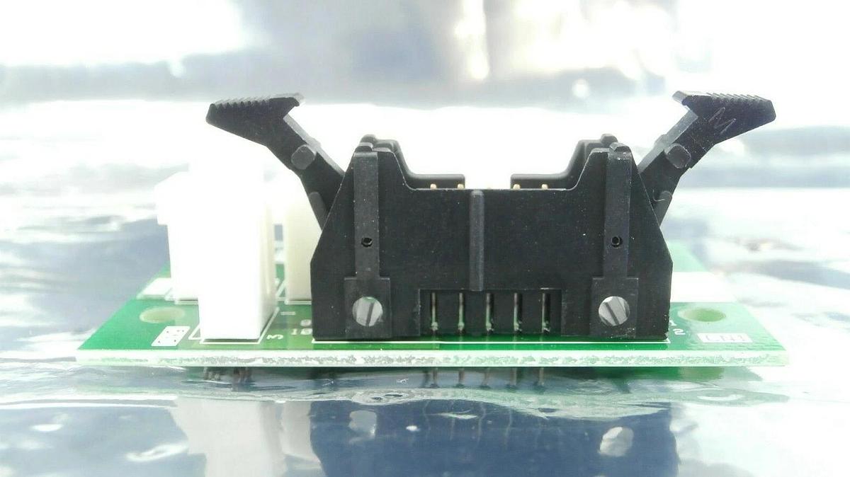 Used Shinko Electric SBX93-100022-11 Interface Board PCB SRCN1 SBX08-000015-11 Used