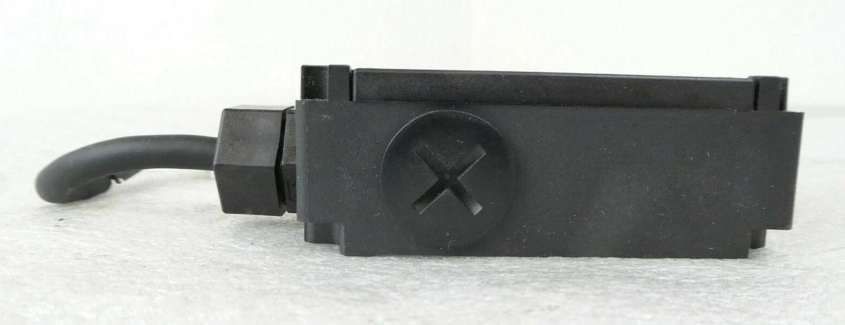 Used Omron D4NL-2GFG-B Automation Safety Switch Lot of 10 Rudolph F30 300mm Working