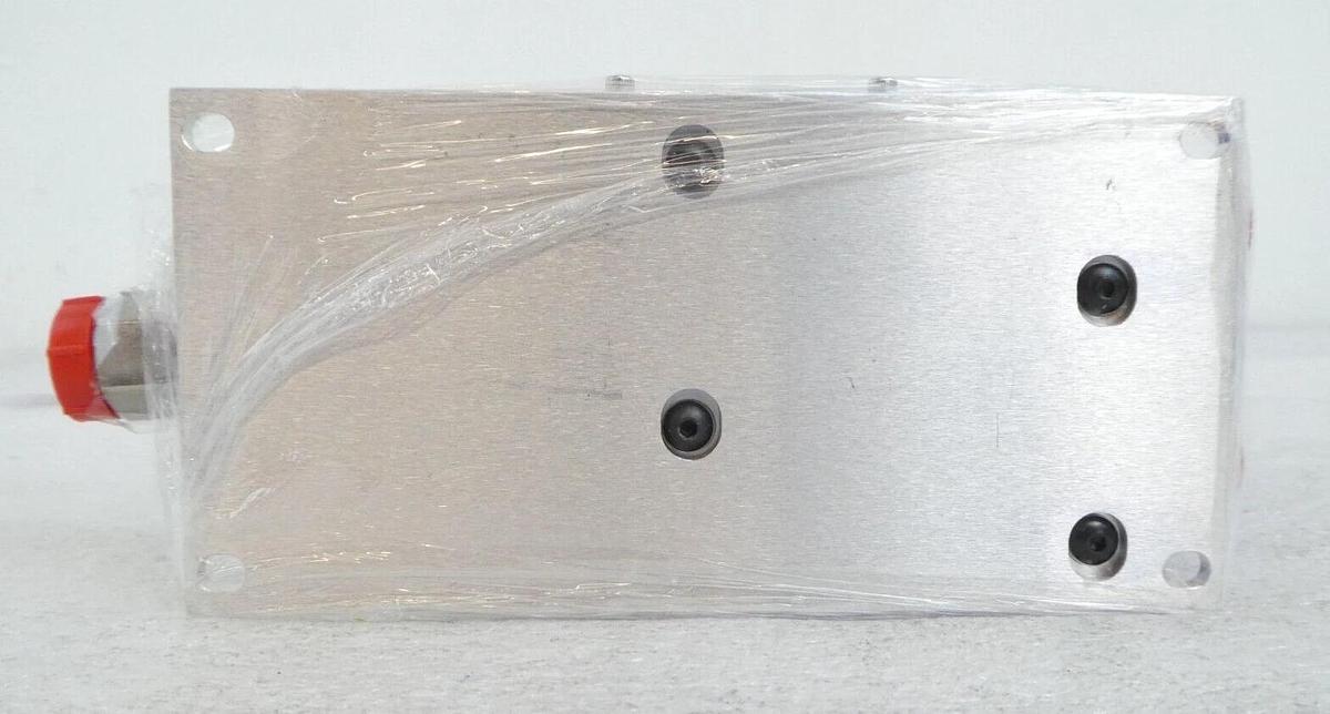 MKS Instruments DLT2A1-29612 Flow Ratio Controller DELTA II New Surplus