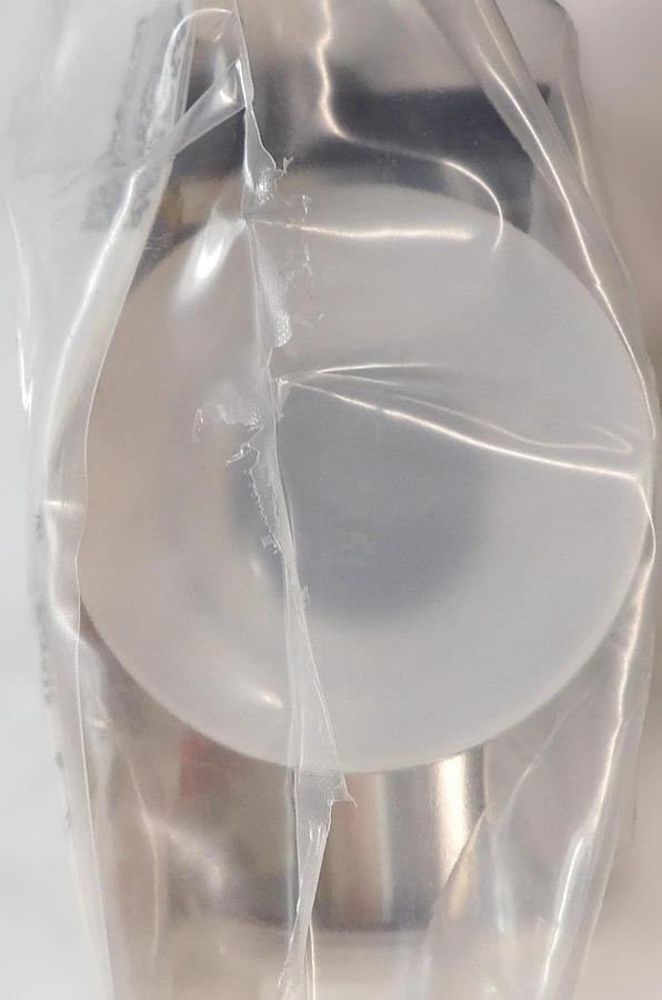 Nor-Cal Products NAP-200-NW-XPE-1/8 Vacuum Isolation Angle Valve Lot of 2 New