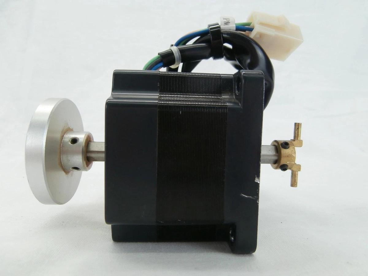 Used Oriental Motor PK564-NB 5-Phase Stepping Motor VEXTA Used Working