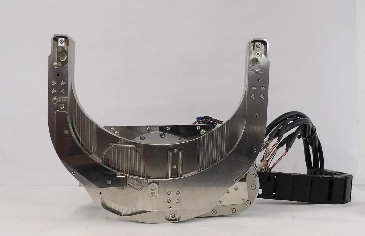 Used TEL Tokyo Electron Tohoku Wafer Transport Handler Robot Assembly Working