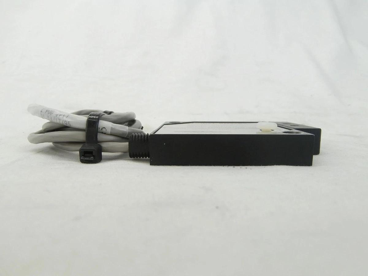 Used Banner SM51RB6 LED Scanner L/H Receiver KLA Instruments 750-657650-01 2132 Used