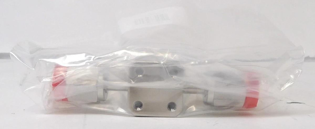 Used Ham-Let HM20-4VKLC-GF4 Diaphragm Valve Lot of 2 New