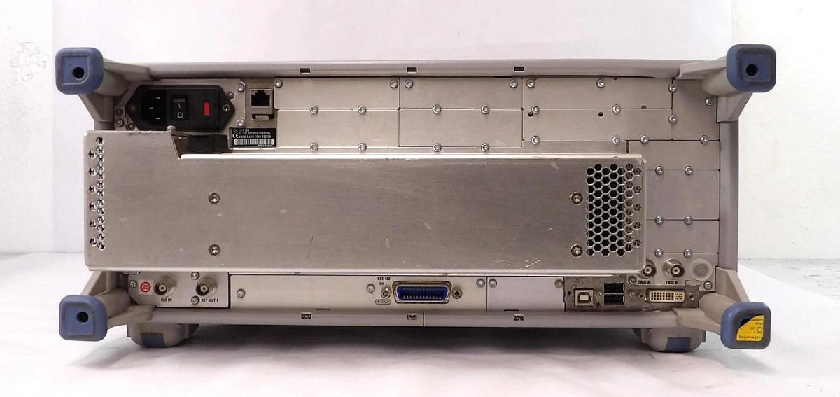 Used Rohde & Schwarz 1201.0002K50 Wideband Radio Tester CMW 500 Damaged Screen As-Is