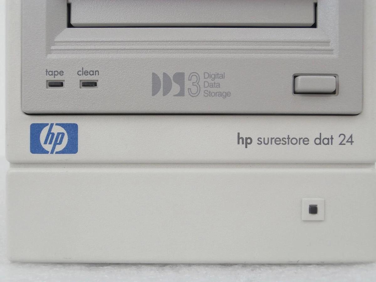 Used HP Hewlett-Packard SureStore Tape Drive DAT8 DAT24 Lot of 2 Hitachi I-900SRT