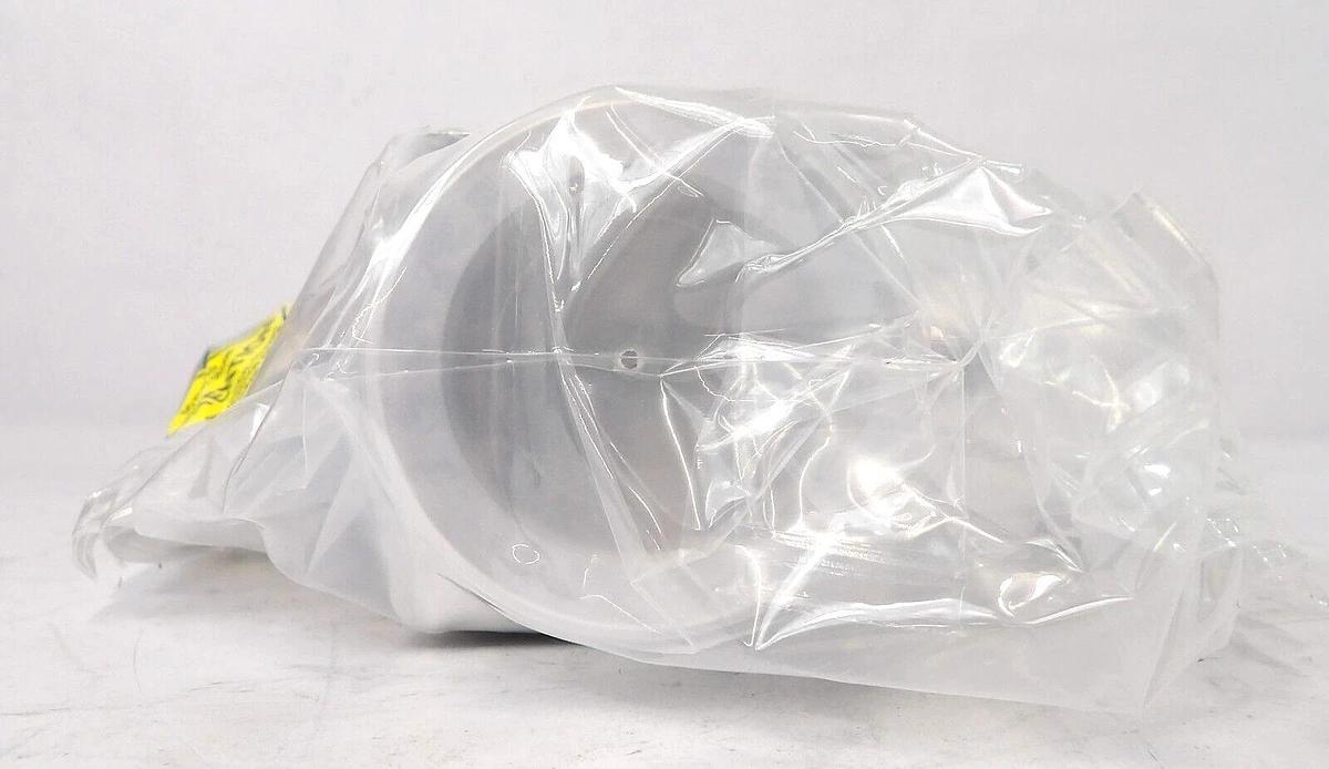 Used VAT E32000950 HV Angle Valve AMAT Applied Materials New Surplus