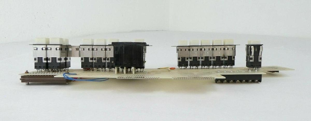 Used Varian Semiconductor VSEA F3944001 Source Controller Keypad PCB F-3944-11 Spare