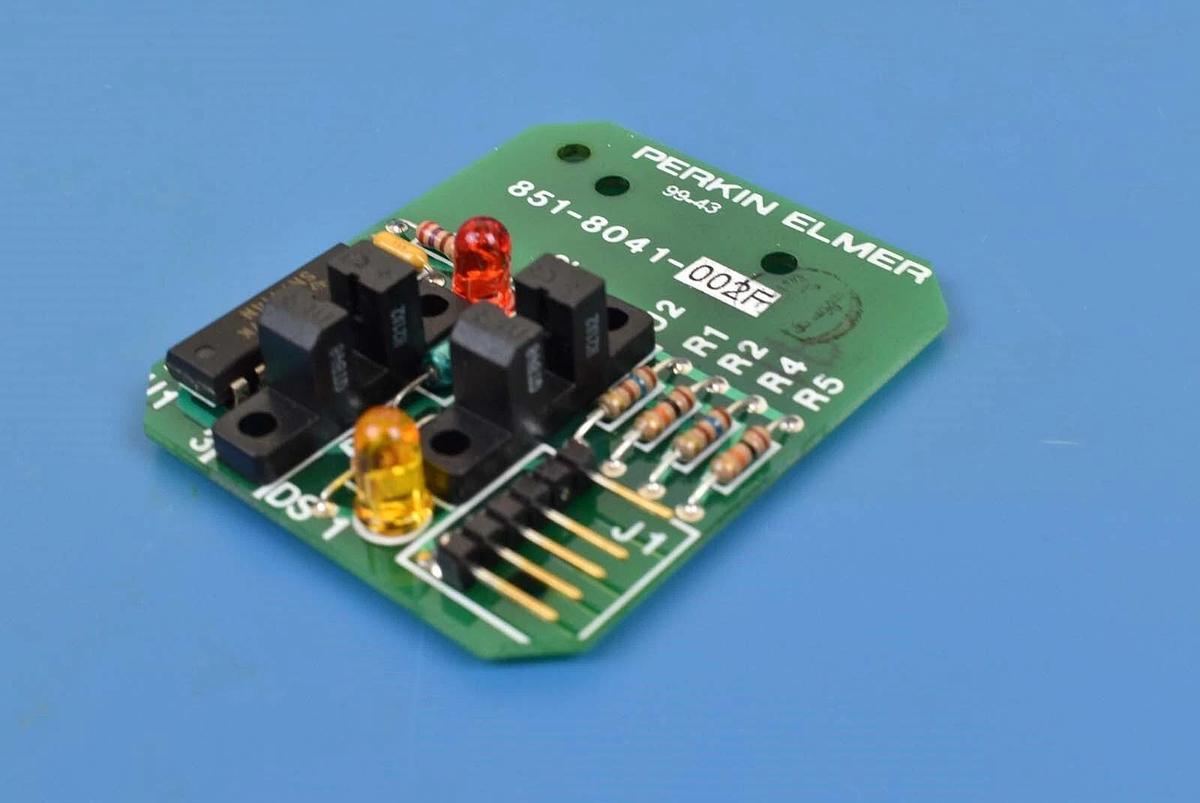 Used Perkin Elmer 851-8041-002 PCB