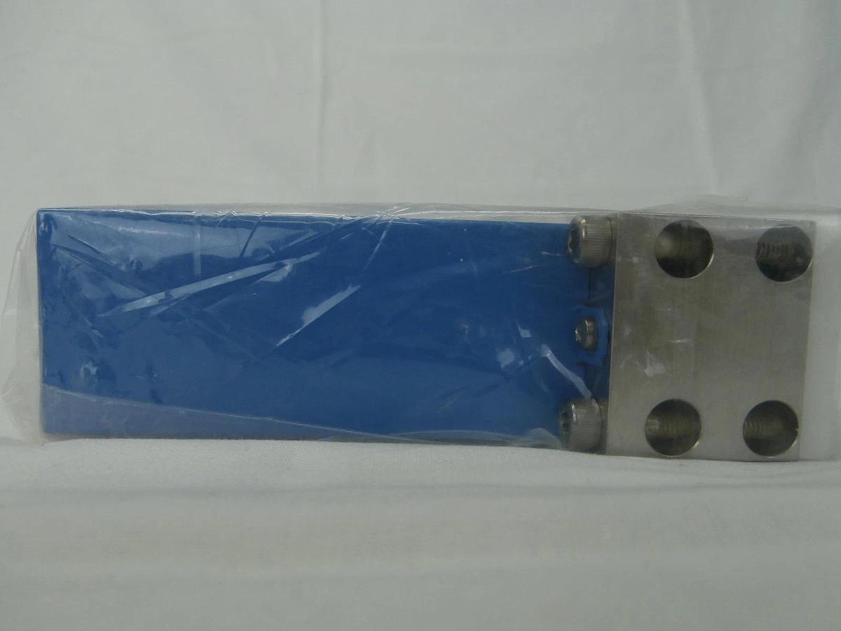 Refurbished Celerity FC-2979MEP5X-WM Mass Flow Controller 200 SCCM C4F6 TN2979 Refurbished
