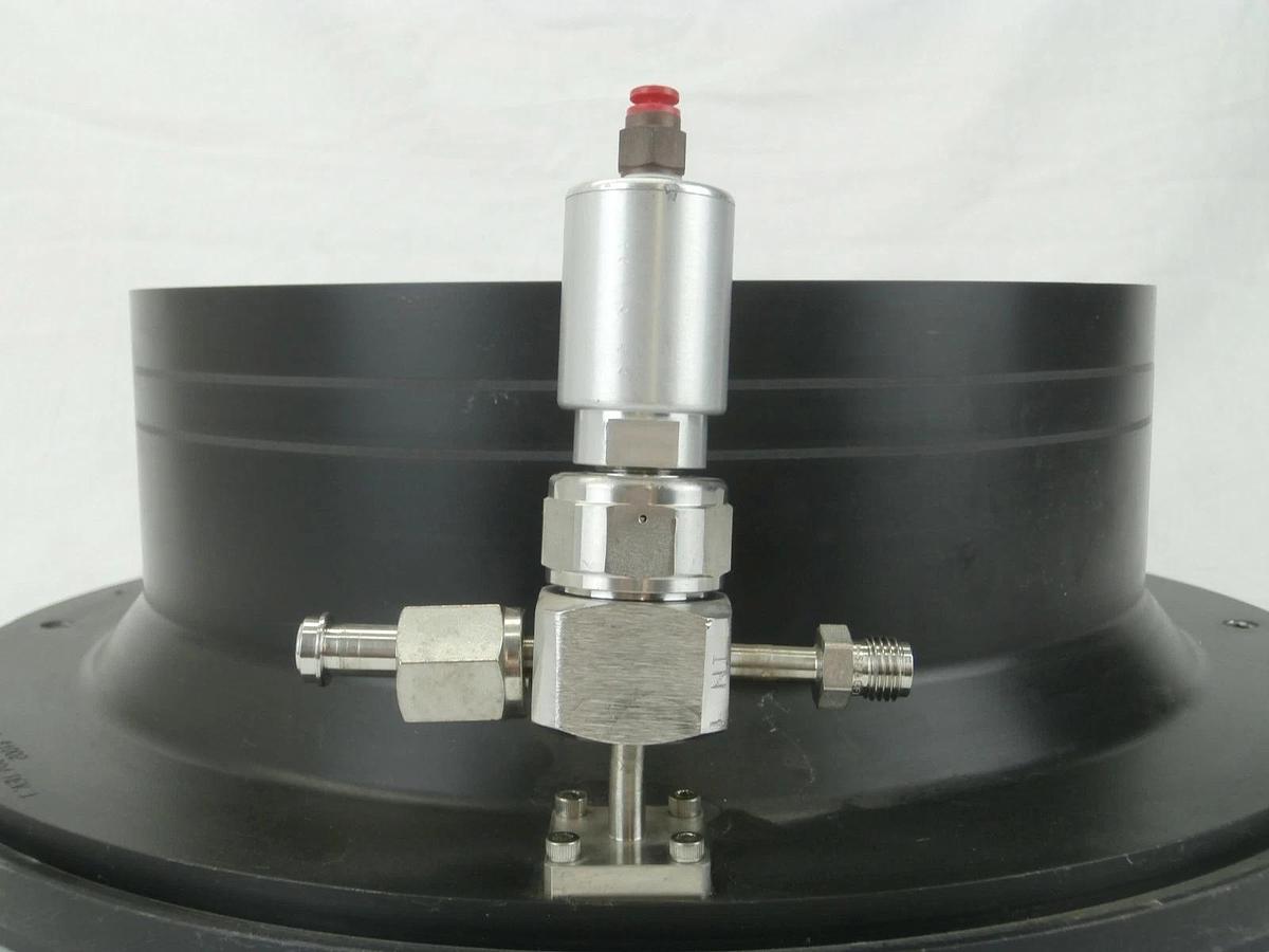 Used Tegal 37-441-004 Cooling Flange 6500 HRe Dual Frequency Etch System Used Working