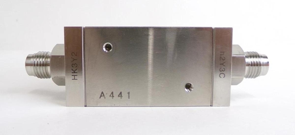 Used Aera FC-D981 Mass Flow Controller MFC 10000 SCCM Lot of 2 Surplus