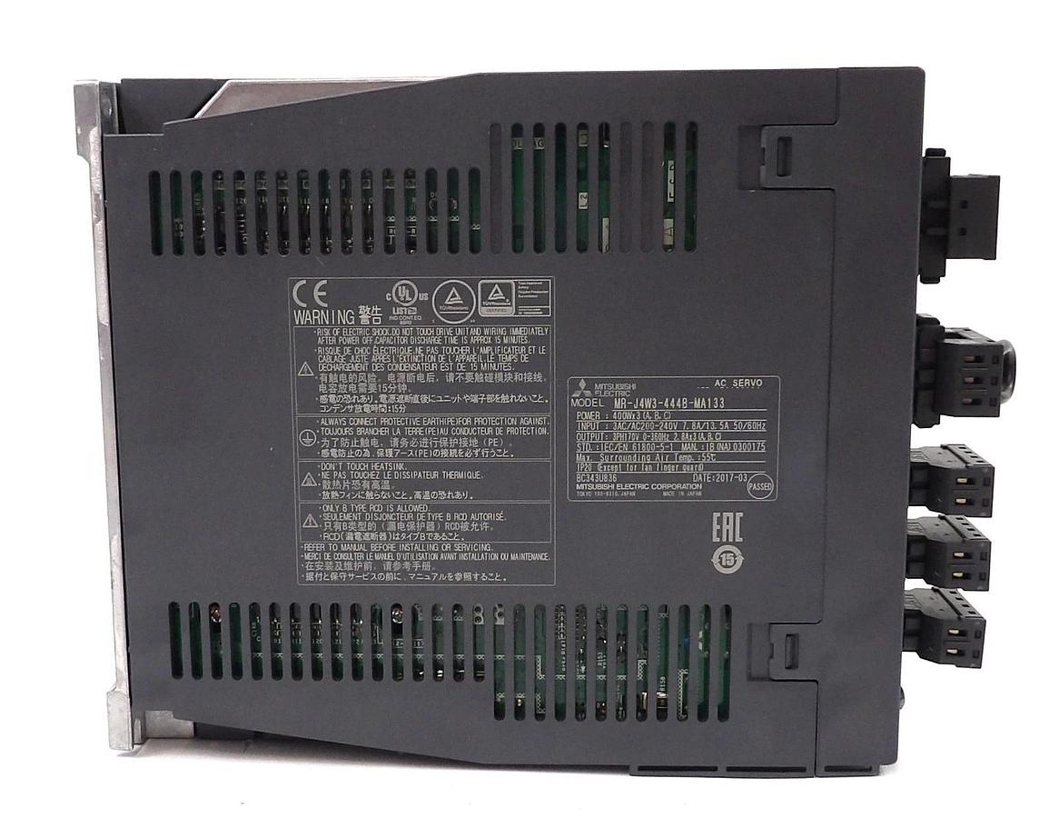 Used Mitsubishi Electric MR-J4W3-444B-MA133 Servo Amplifier MELSERVO-J4 Working
