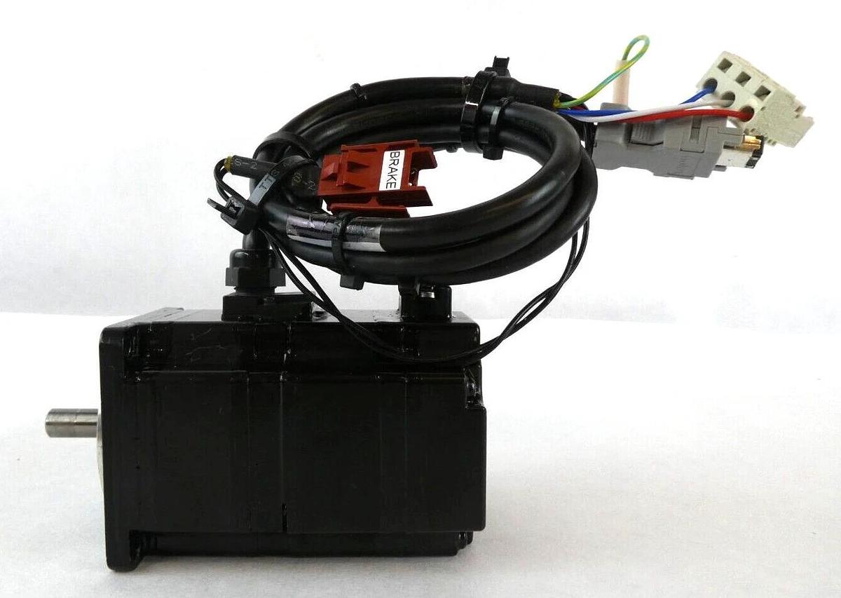 Used Yaskawa Electric SGMPH-01AAE-YA11 AC Servo Motor Assembly Lot of 3 Working