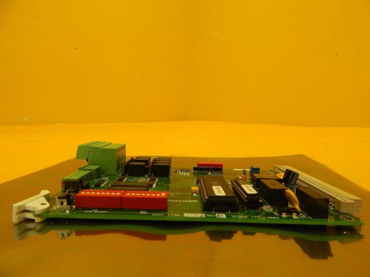 Used Schumacher 1730-3003 Cabinet Controller PCB Card 1731-3003 Working