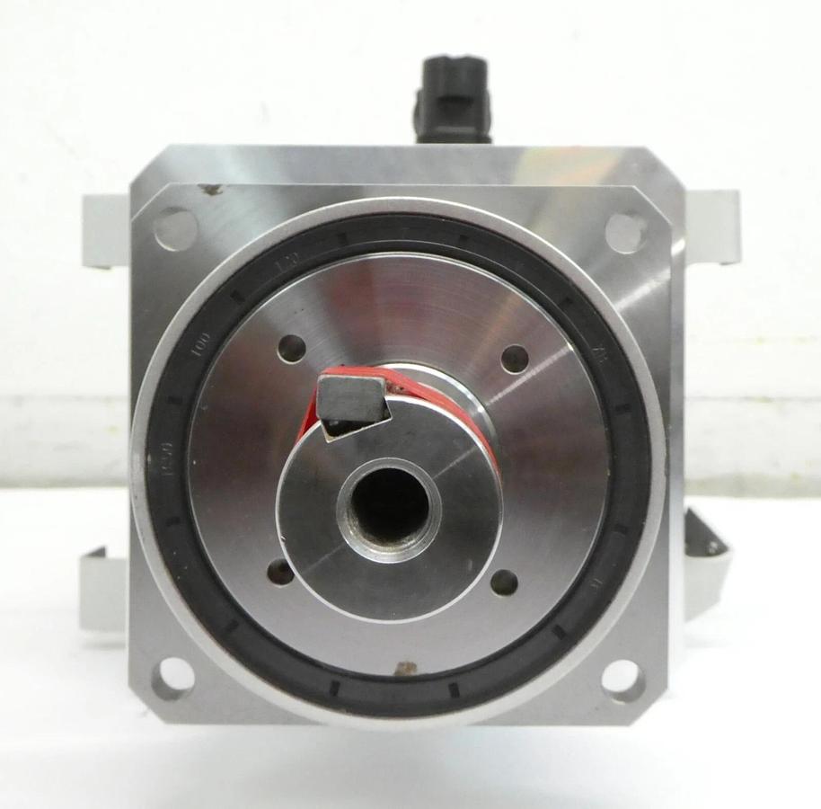 Used Rexroth R914000842 PM Motor MS2N10-C0BNN-ASVG0-NNNNN-NN with Gearbox Surplus