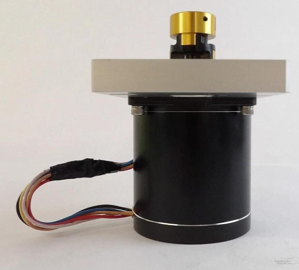 Used Sanyo Denki 103H8222-1742 Stepping Motor Step-Syn Lot of 2 Raytex RXP-1200 Spare