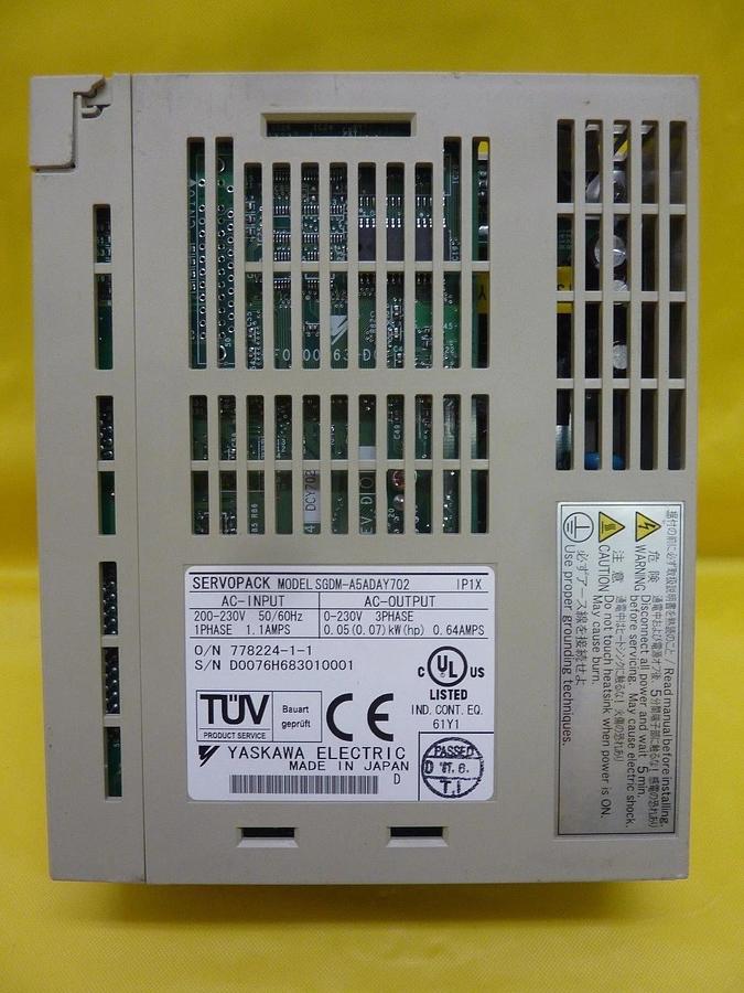 Used Yaskawa Electric SGDM-A5ADAY702 Servo Driver SERVOPACK Ver. 35942-1 Used Working