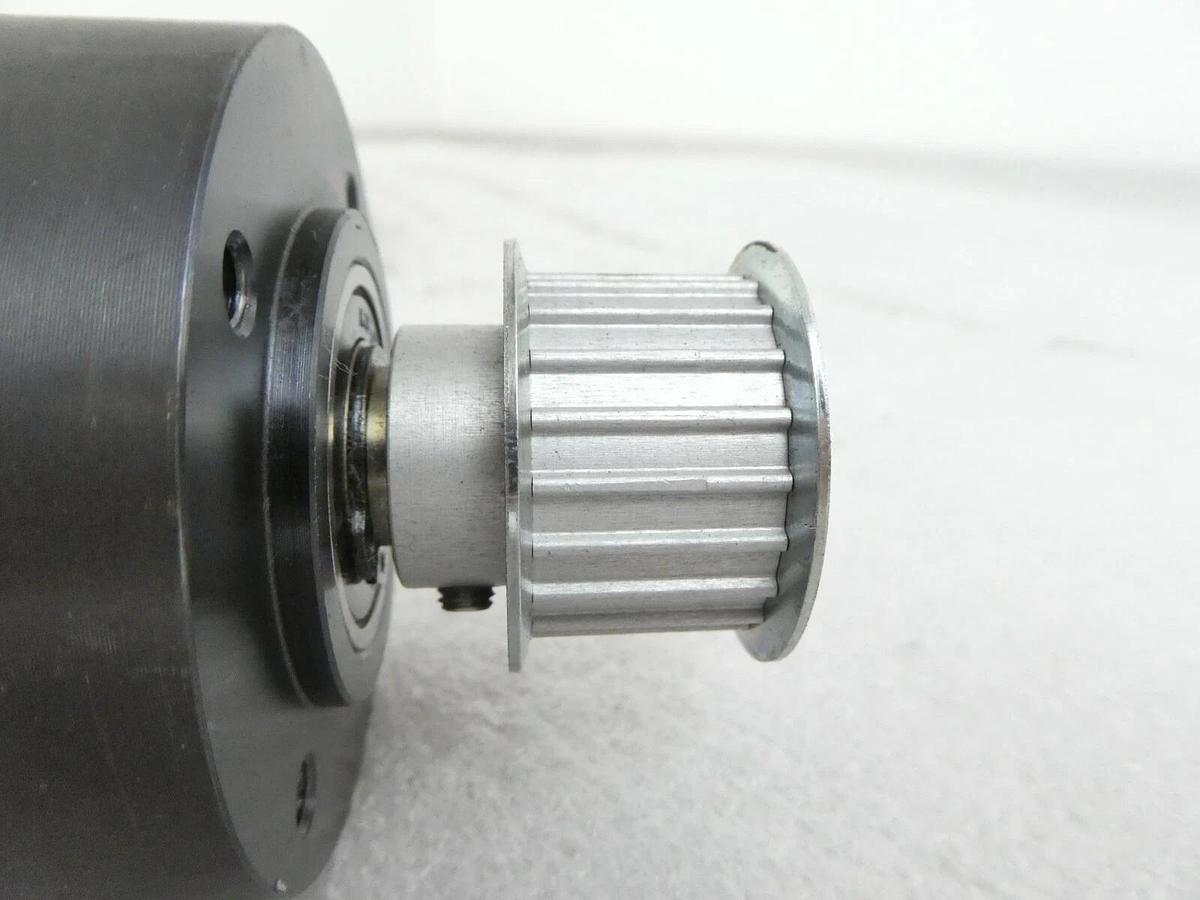Used Baldor BS/M65A-175AA 708 Brushless AC ServoMotor S1P01W05 BSM65A-175AA Working