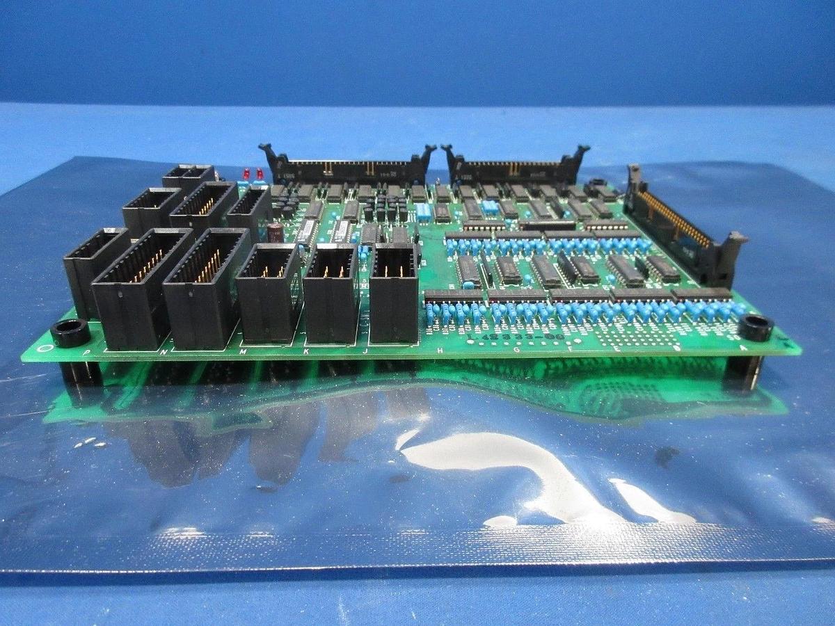 Used Hitachi 569-5569 Interface Board PCB AVG(3) Hitachi S-9380 SEM Used Working