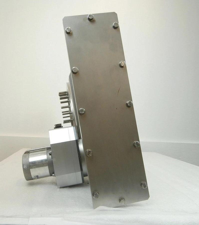 Used VAT 64250-CE52-1101 HV High Vacuum Gate Valve Motorized Actuator Working Surplus